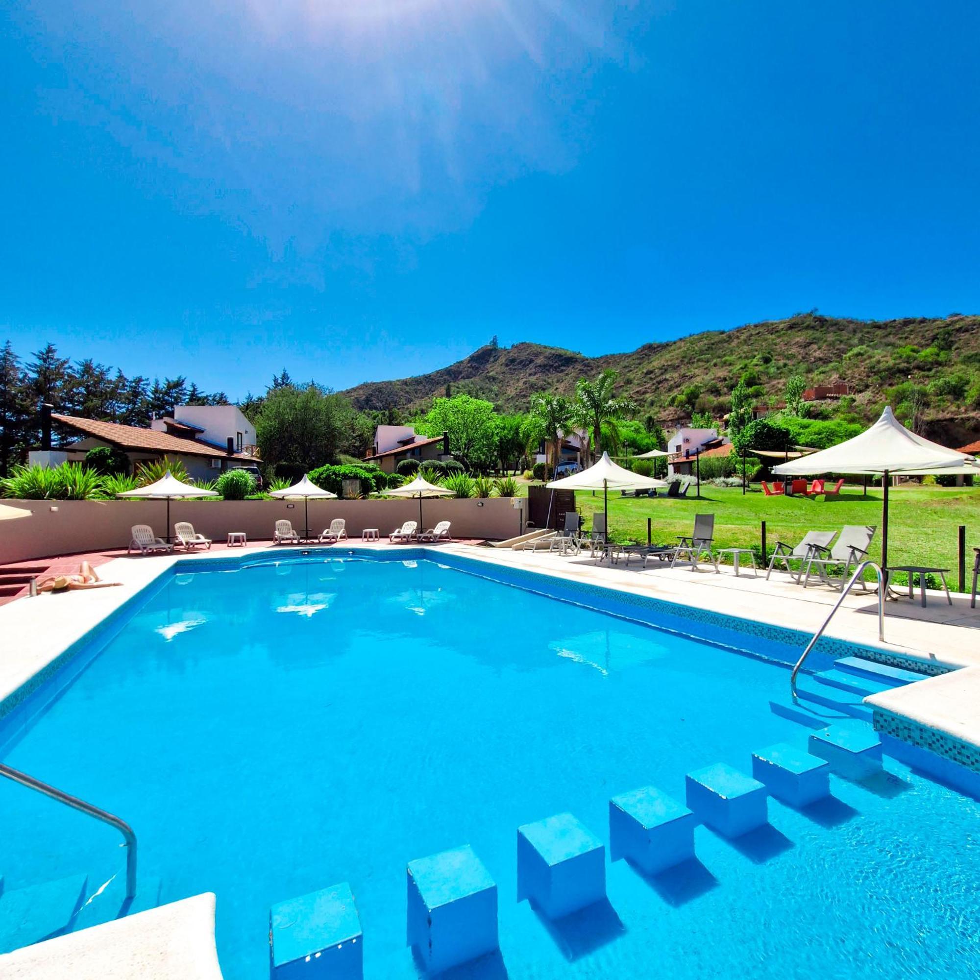 Loma Azul Lodge